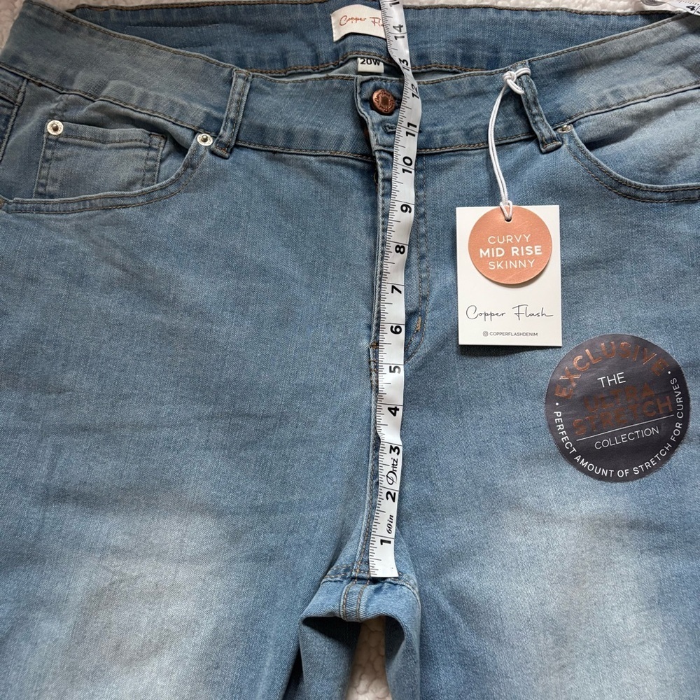 NWT Copper Flash plus size Light Blue Women's Ankle Jeans 20W - Picture 6 of 9